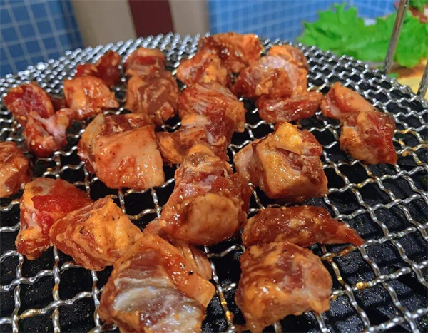 双门洞的夏天韩国烤肉加盟