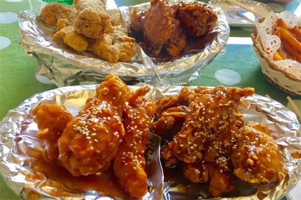 熊甜喵炸鸡研究所加盟费