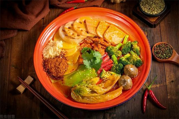 麻顶天麻辣烫加盟