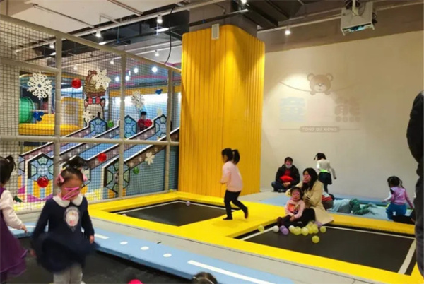 童趣熊儿童乐园加盟