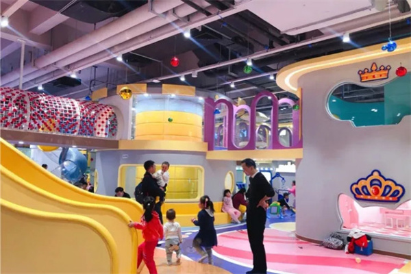 童趣熊儿童乐园加盟