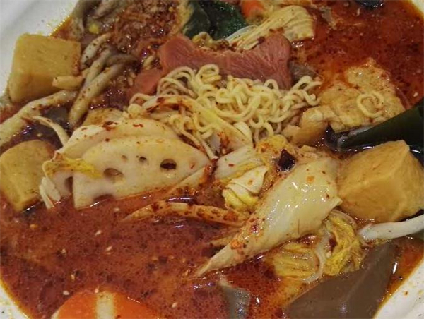 大碗香麻辣烫加盟费用