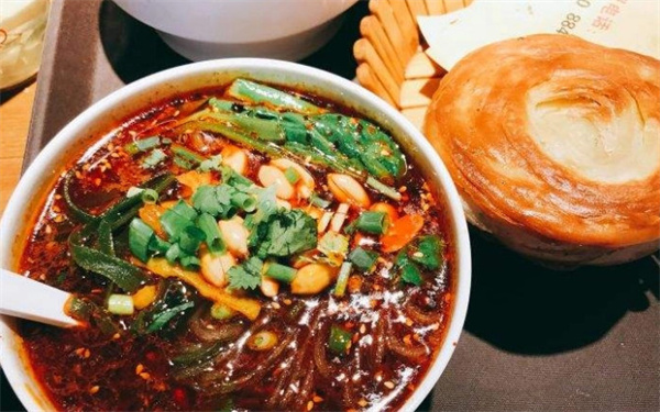 锅魁酸辣粉