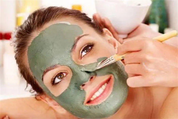 泥美人中药面膜