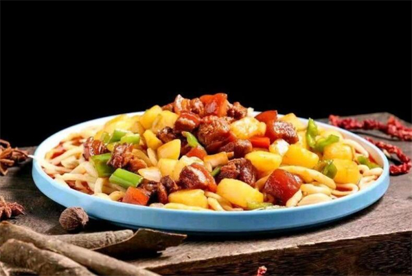 面老怪辣子鸡拌面加盟