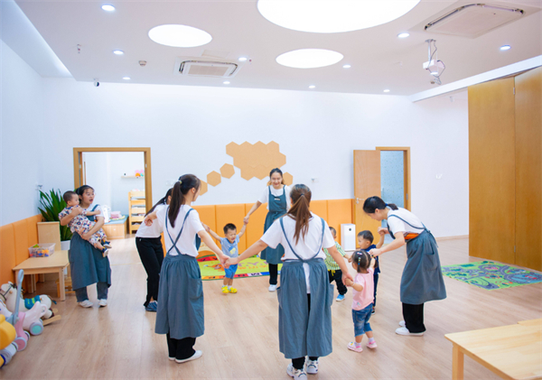 托育机构加盟