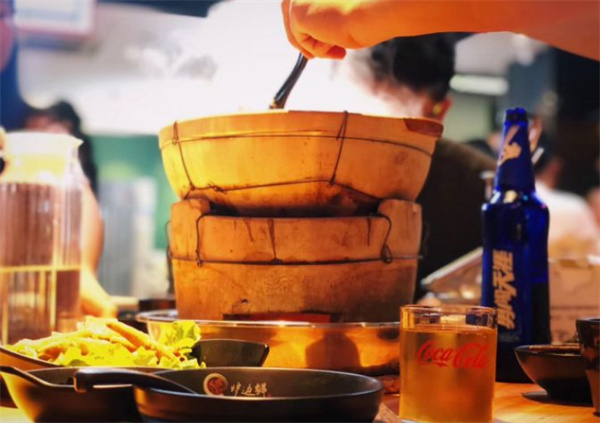 张哈星炉边菜加盟