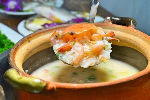 肖婆婆砂锅加盟