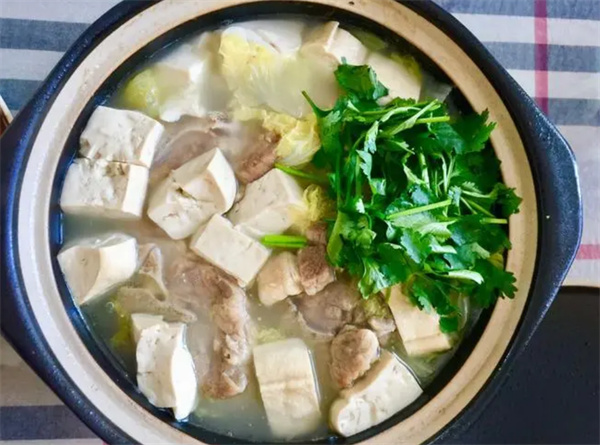 肖婆婆砂锅加盟