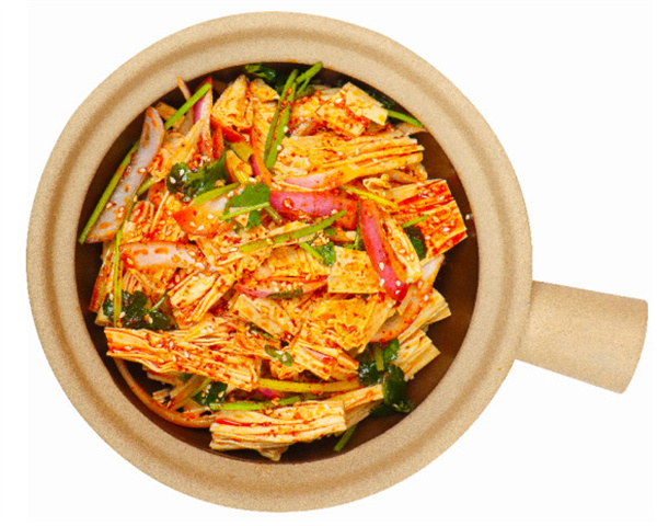 醉阿婆豆花老砂锅：豆香四溢，砂锅情长