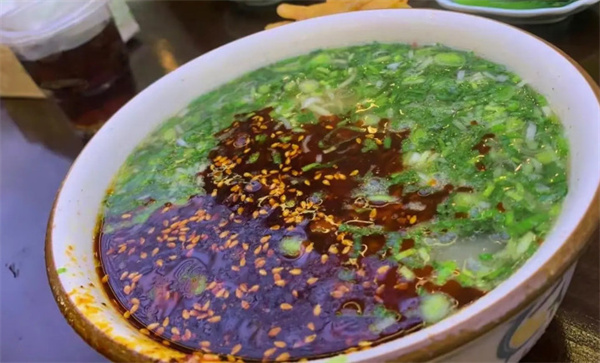 筷上瘾牛肉面加盟费