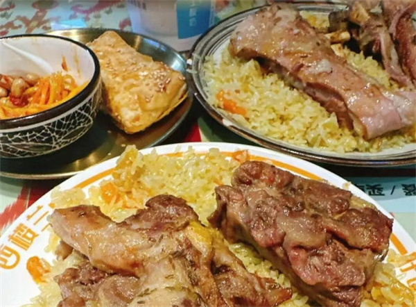 西楼兰抓饭加盟费