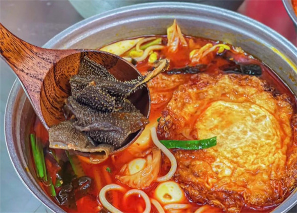 锅小茗水瓢米线加盟