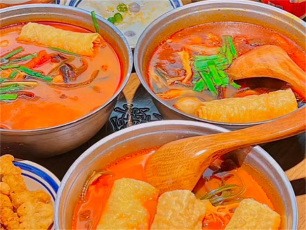 锅小茗水瓢米线加盟