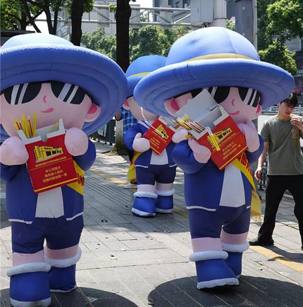 “零食很大”新店再变“大”，新添“零食很辣”！