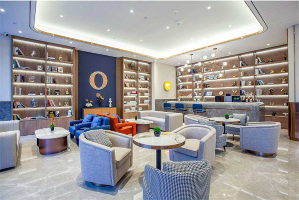 中高端酒店加盟市场的投资选择：亚朵、维也纳国际、兰欧国际的深度解析