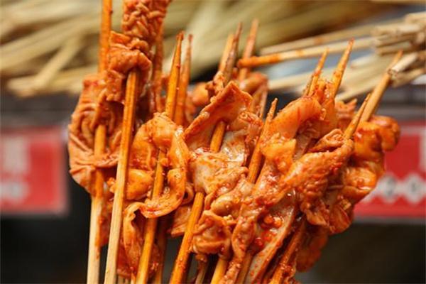 牛小鲜成都串串小火锅加盟费