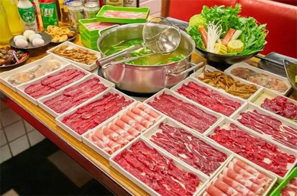 李姑婆鲜切牛肉自助火锅加盟
