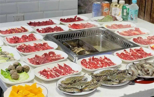 李姑婆鲜切牛肉自助火锅加盟