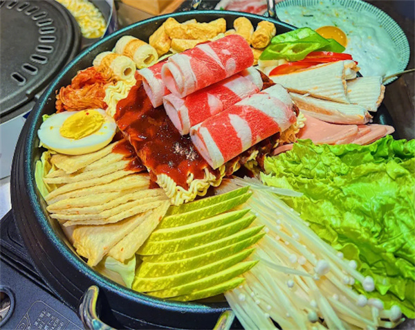 花肉匠自助烤肉加盟费