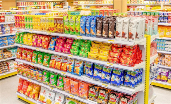 李一鸣零食加盟