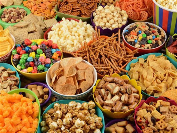 陈一鸣零食加盟