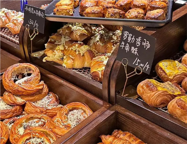 环球蜗牛世界面包加盟