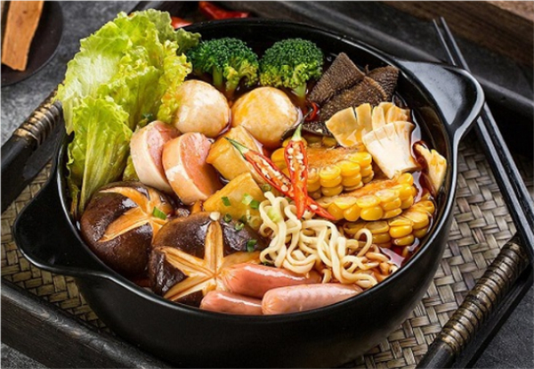 赛村花麻辣烫加盟费