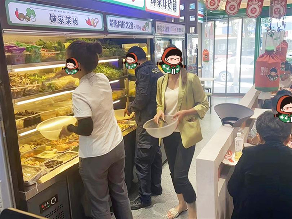 糊涂婶麻辣烫加盟