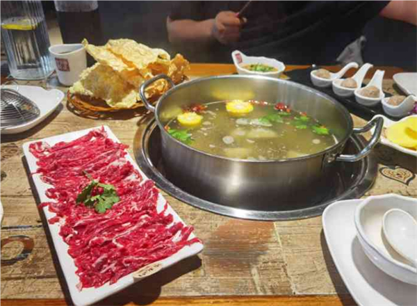 员和记牛肉火锅加盟