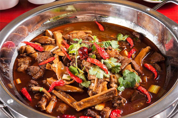 椒二哈牛杂火锅