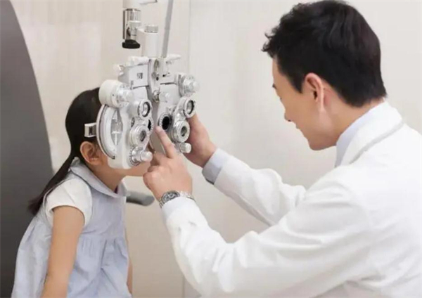 近视矫正店加盟