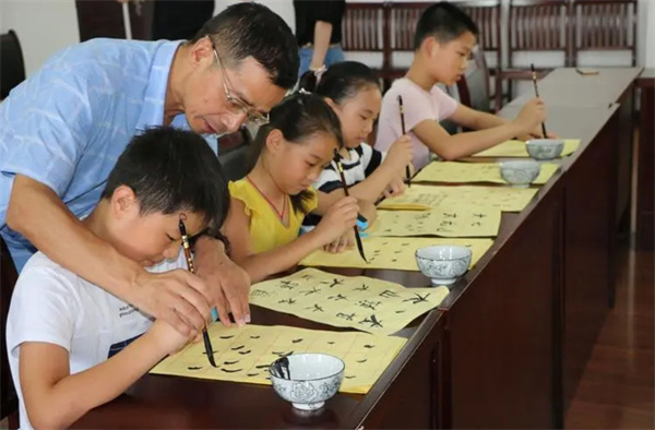 书法培训班加盟费