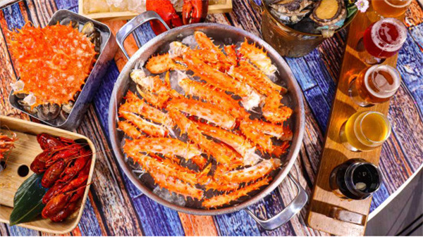 蟹食客海鲜焖锅：海之味，焖之韵
