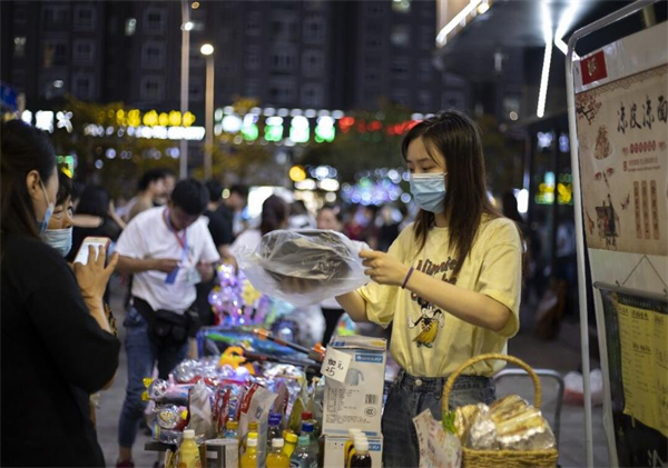 上海哪个地方可以摆地摊?