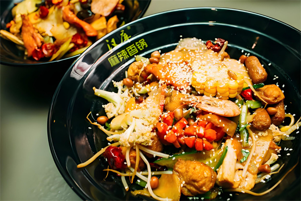 汉库麻辣香锅加盟