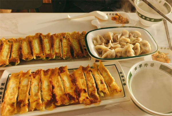 古早外婆锅贴加盟