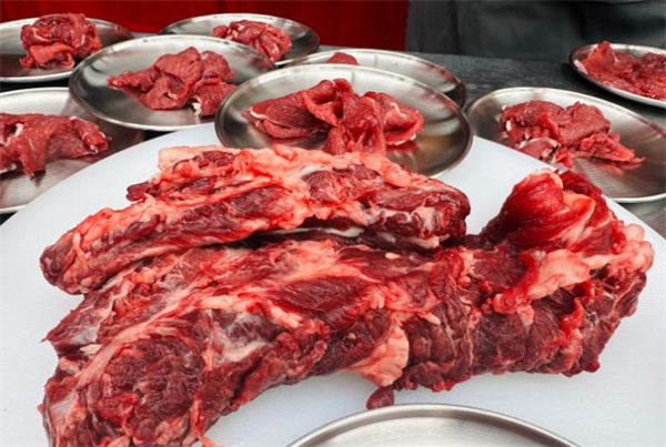 山下五厨渣渣牛肉火锅