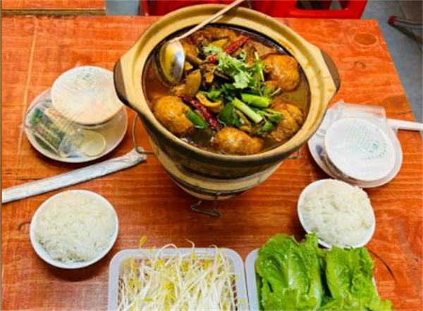 老许牛杂煲加盟