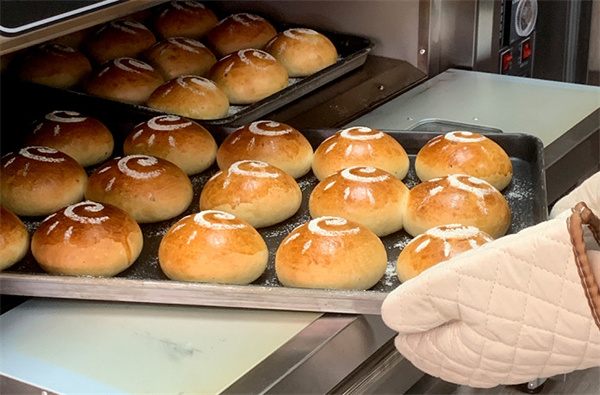 轻森2元面包加盟