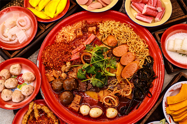 老街秤盘麻辣烫