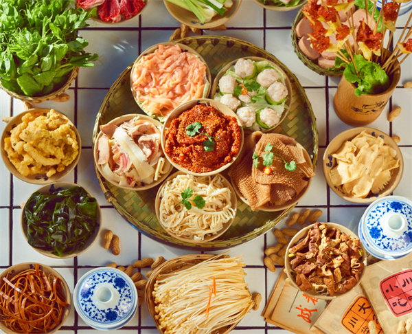 李八哥市井火锅加盟