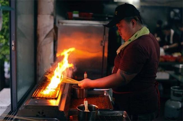 藏巴望小腰加盟