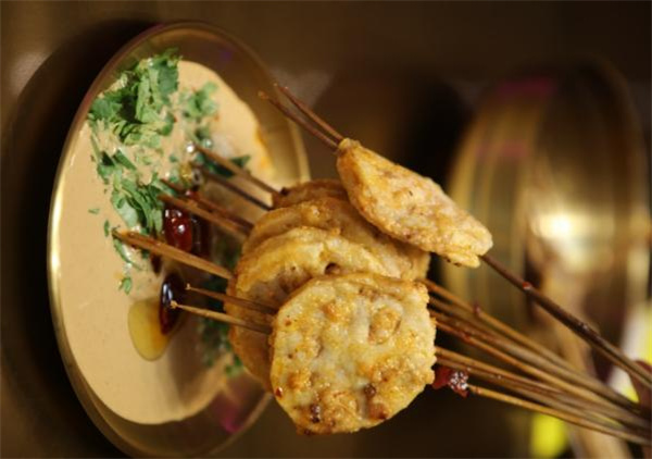 金烫烫麻辣烫加盟费