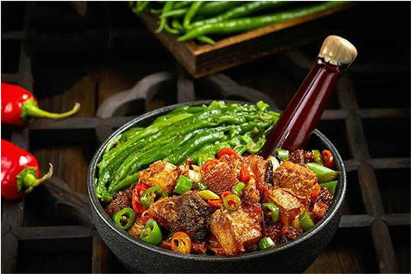 资食青年擂椒拌饭加盟费