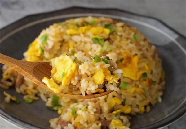 萌叔的炒饭加盟