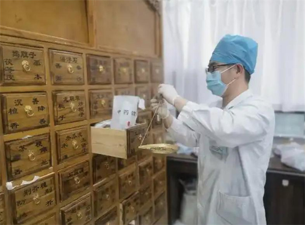 植博士中药养发