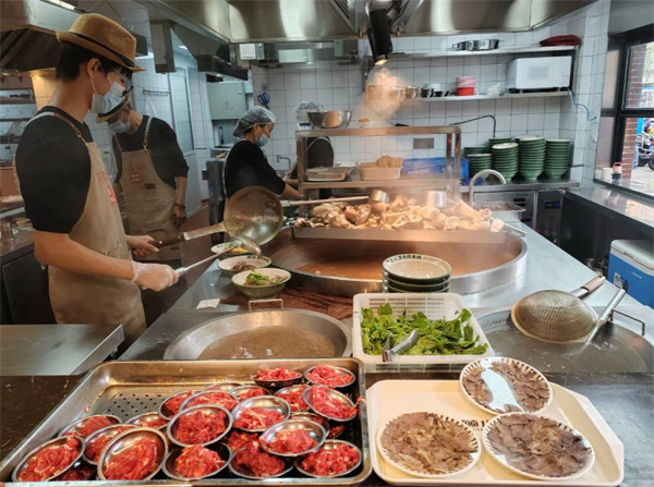 阿佑鲜烫牛肉米线