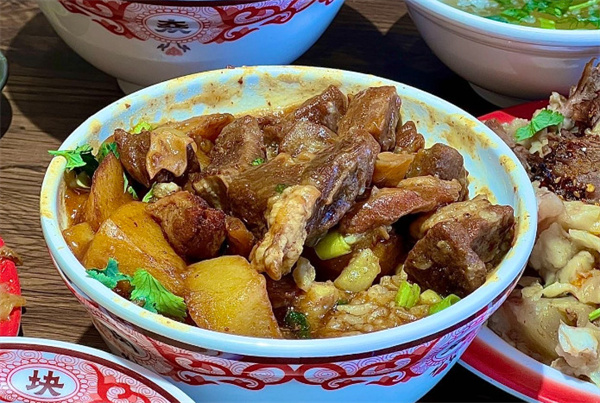 沈站长大块牛肉饭