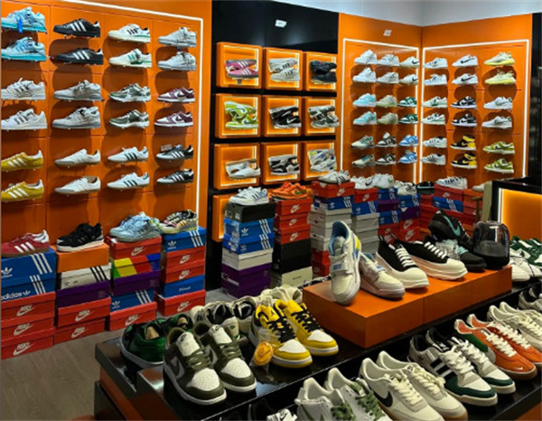 澜儿换鞋吧加盟